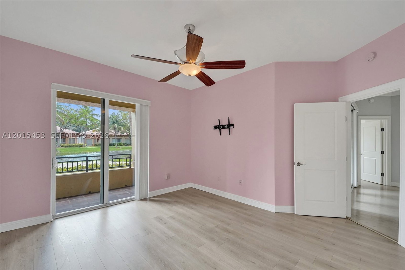 Real estate property located at 16135 Emerald Estates Dr #166, Broward, Weston 55 Plus Condo, Weston, FL