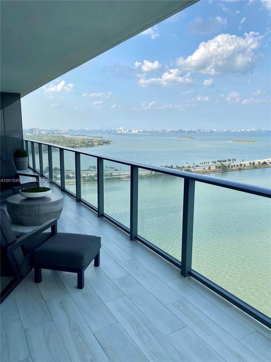 Real estate property located at 3131 7th Ave #2801, Miami-dade, One Paraiso Condo, Miami, FL