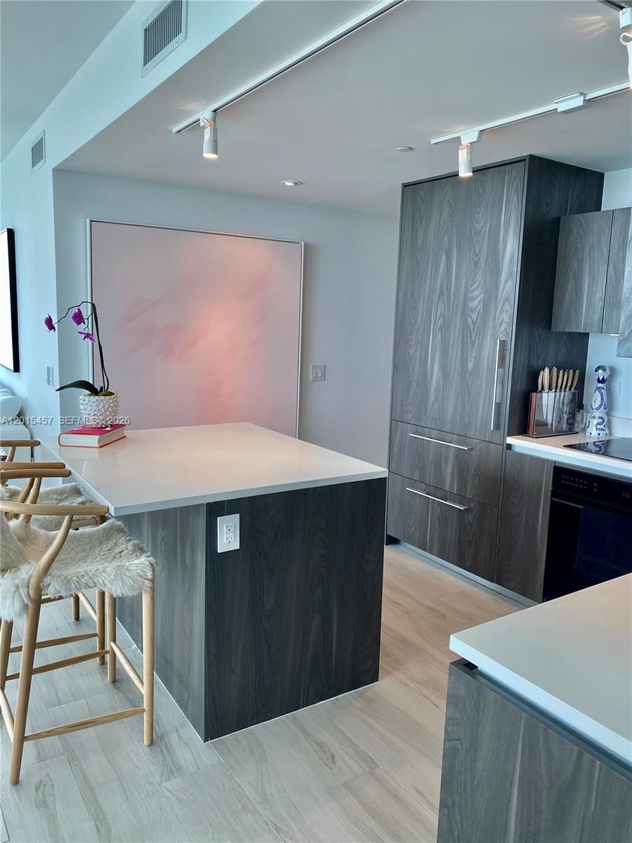 Real estate property located at 3131 7th Ave #2801, Miami-dade, One Paraiso Condo, Miami, FL