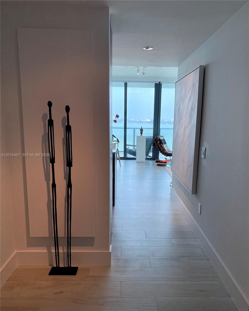 Real estate property located at 3131 7th Ave #2801, Miami-dade, One Paraiso Condo, Miami, FL