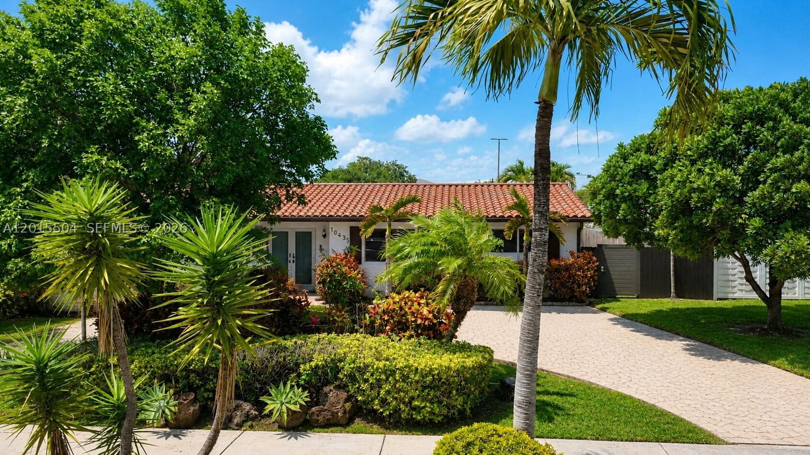Real estate property located at 10435 92nd St, Miami-dade, Kendale Sec 1, Miami, FL
