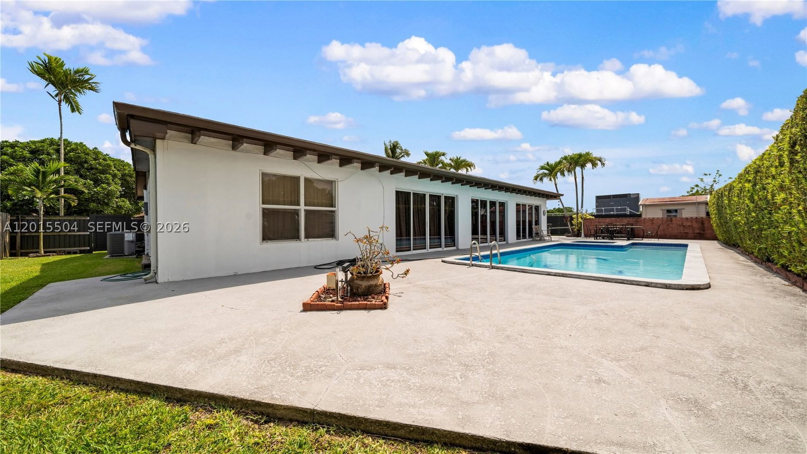 Real estate property located at 10435 92nd St, Miami-dade, Kendale Sec 1, Miami, FL