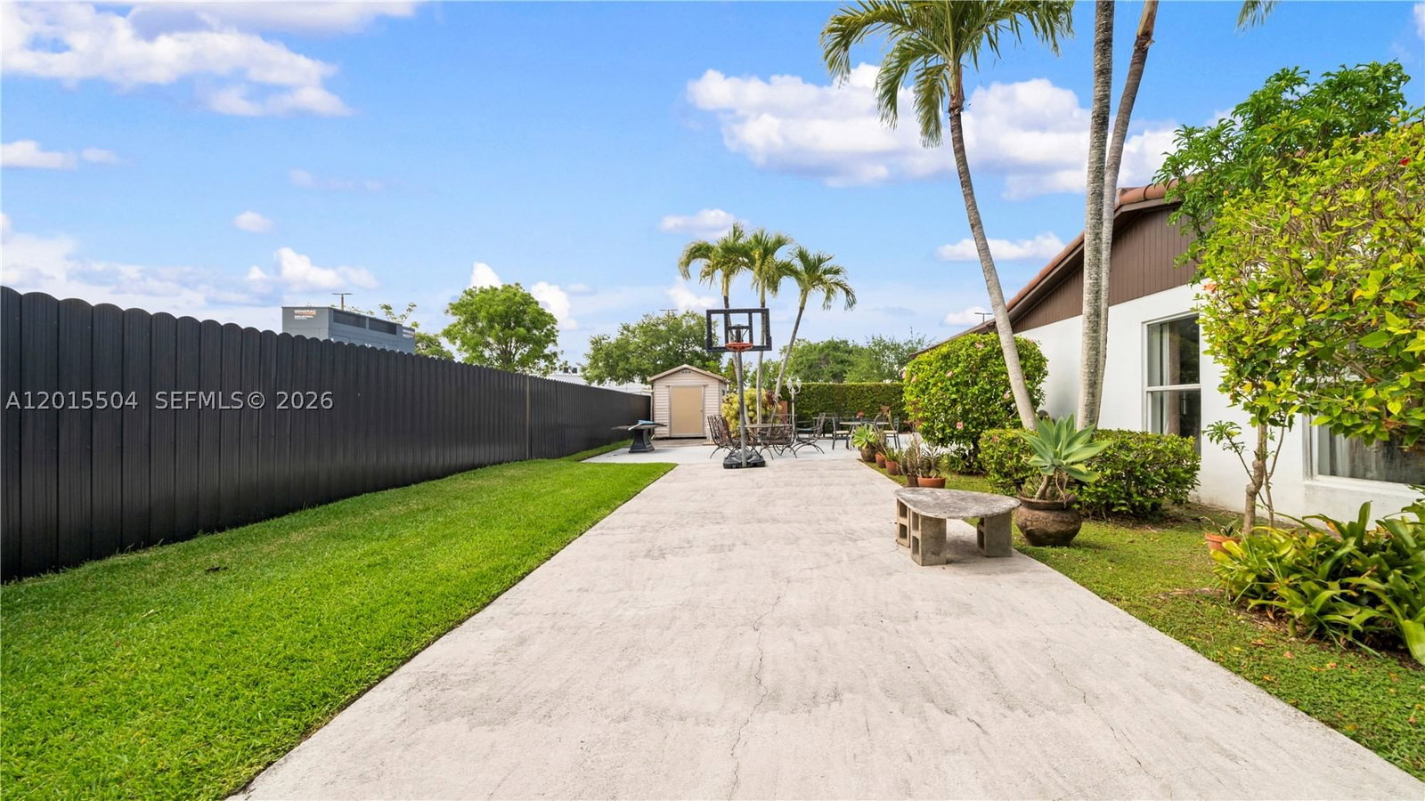 Real estate property located at 10435 92nd St, Miami-dade, Kendale Sec 1, Miami, FL