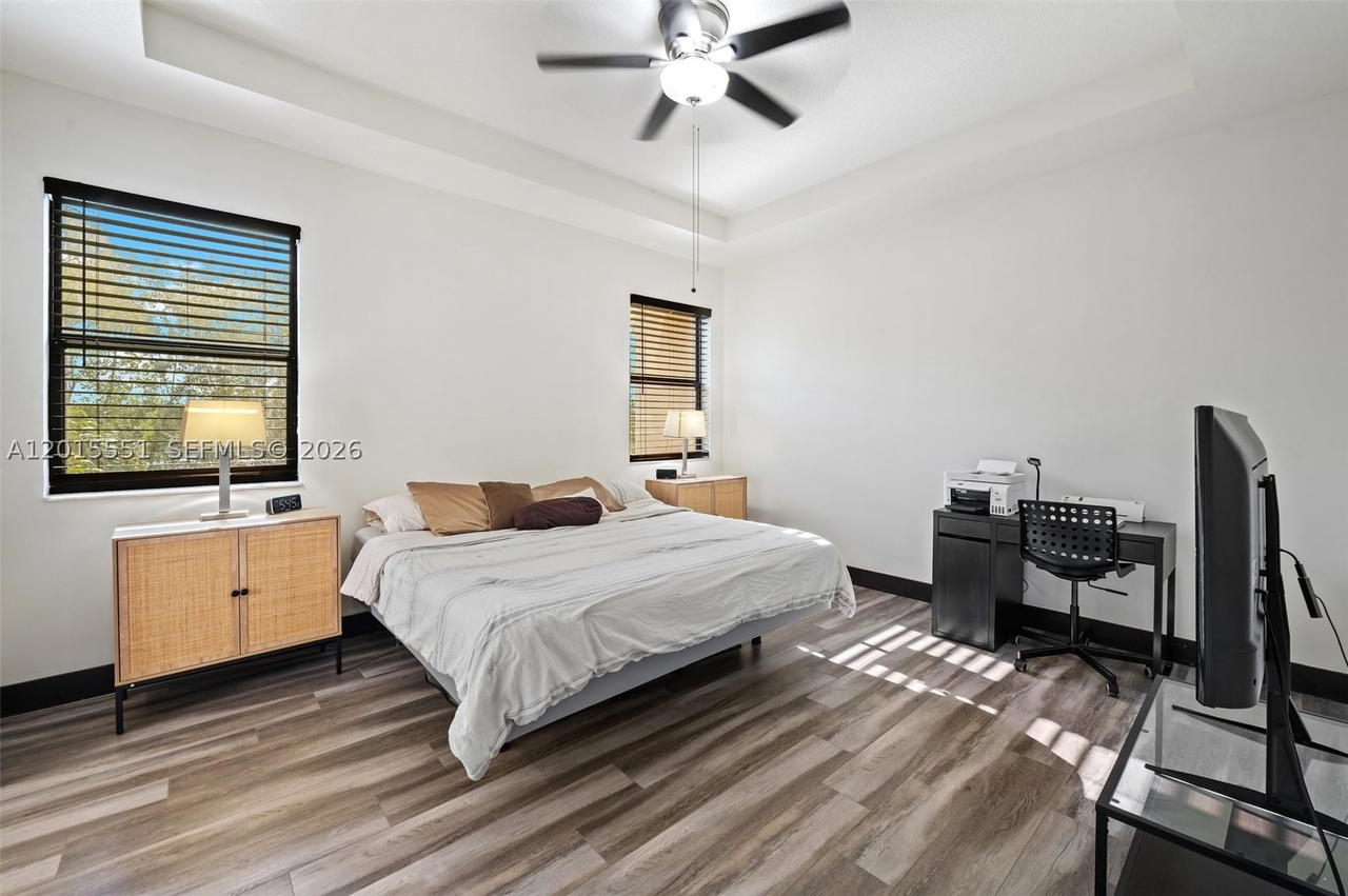 Real estate property located at 15776 91st Ct, Miami-dade, Dunnwoody Lake, Miami Lakes, FL
