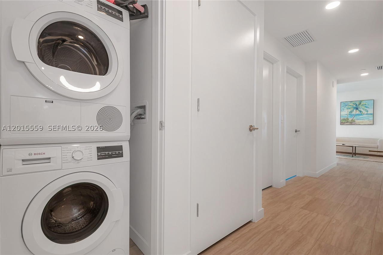 Real estate property located at 580 72nd St #1112, Miami-dade, 72 Street, Miami Beach, FL