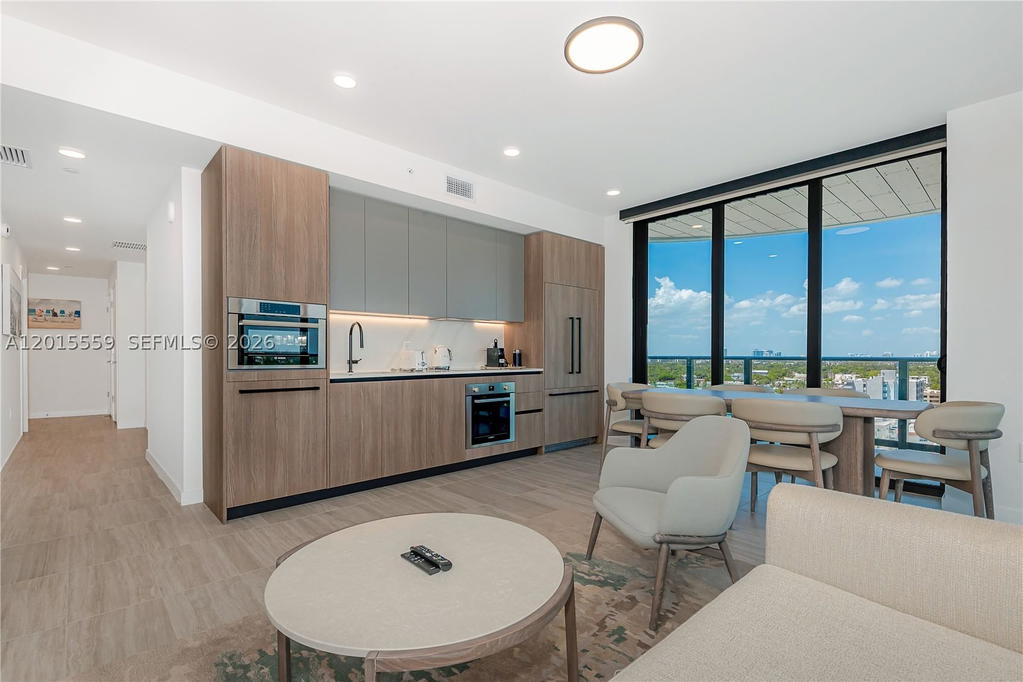 Real estate property located at 580 72nd St #1112, Miami-dade, 72 Street, Miami Beach, FL