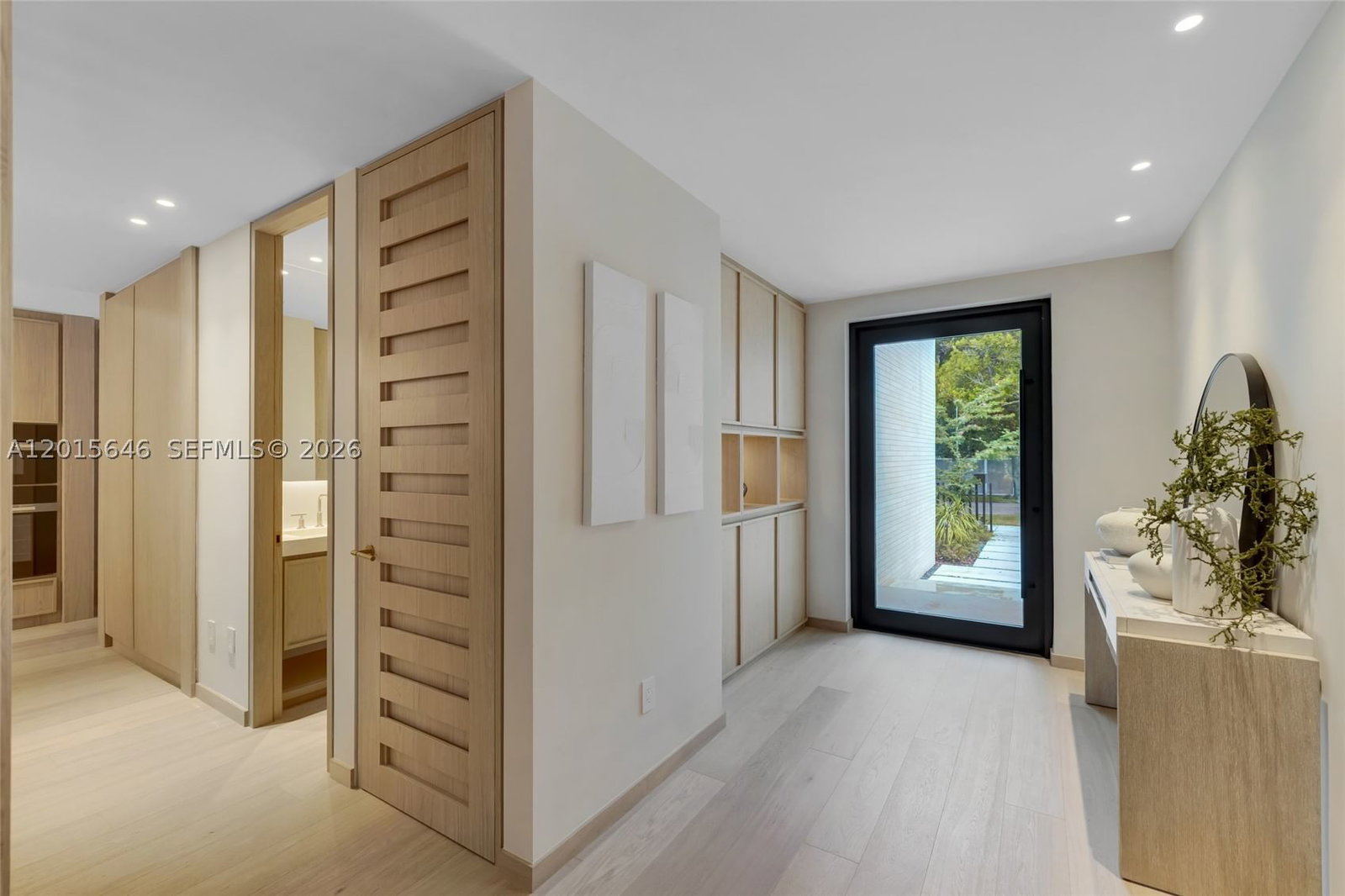 Real estate property located at 72 Shore Dr W, Miami-dade, Bay Heights 1st Addn, Miami, FL