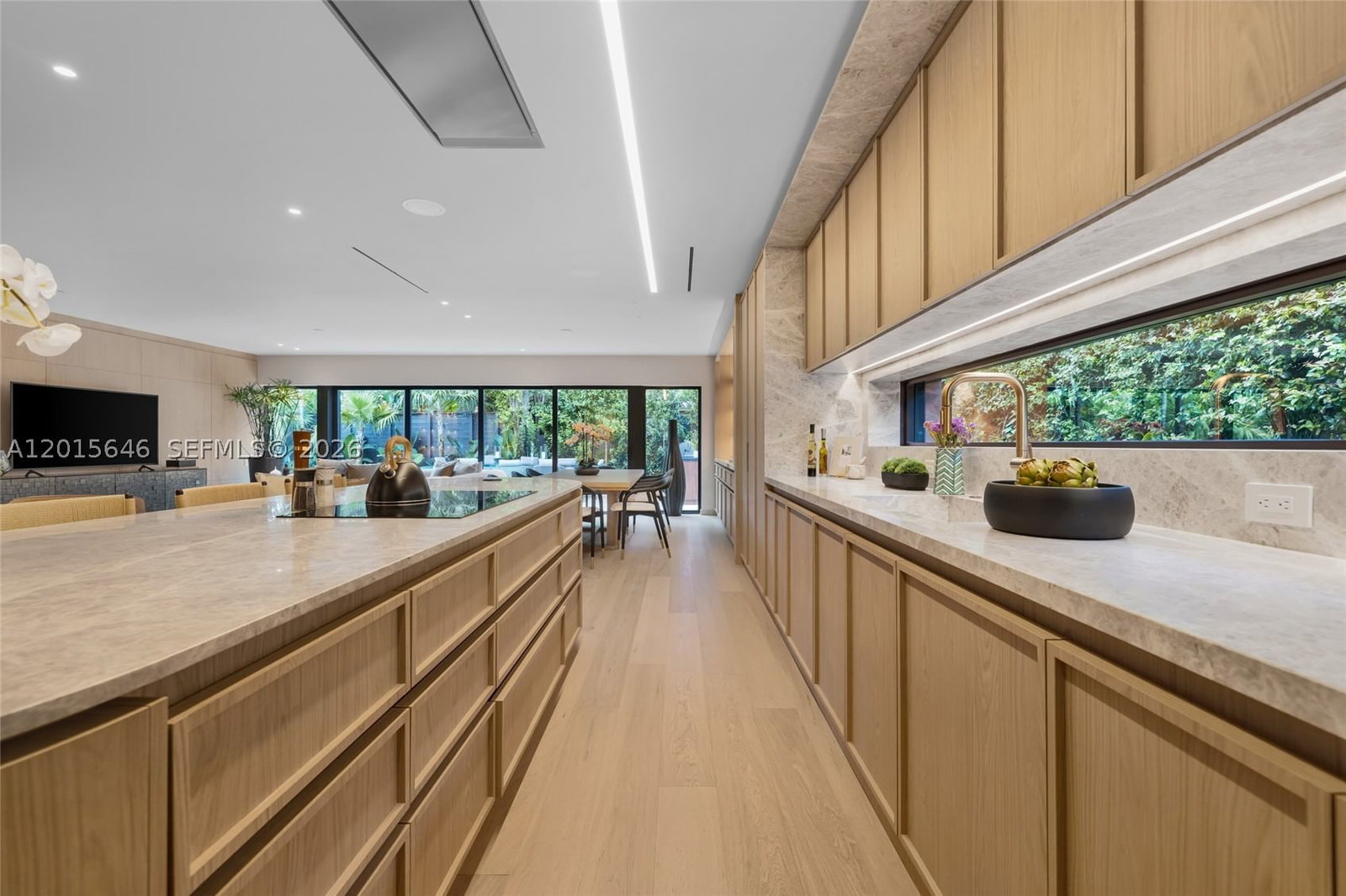 Real estate property located at 72 Shore Dr W, Miami-dade, Bay Heights 1st Addn, Miami, FL