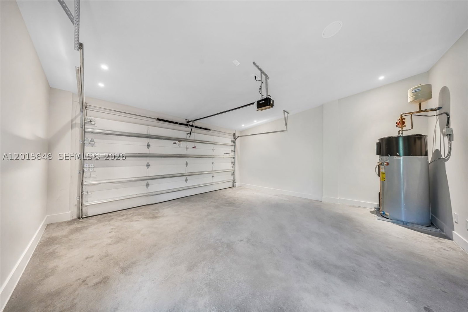 Real estate property located at 72 Shore Dr W, Miami-dade, Bay Heights 1st Addn, Miami, FL