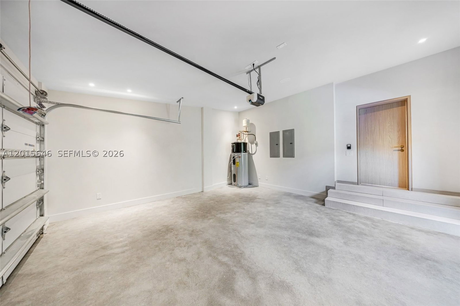 Real estate property located at 72 Shore Dr W, Miami-dade, Bay Heights 1st Addn, Miami, FL
