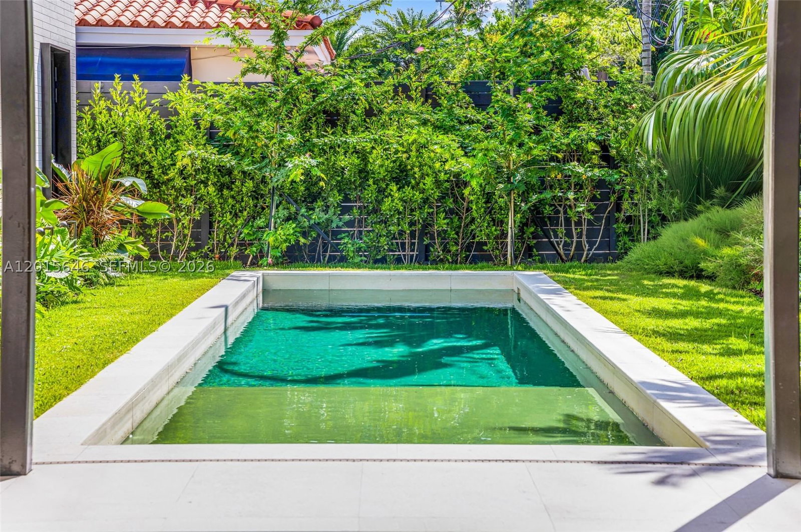 Real estate property located at 72 Shore Dr W, Miami-dade, Bay Heights 1st Addn, Miami, FL