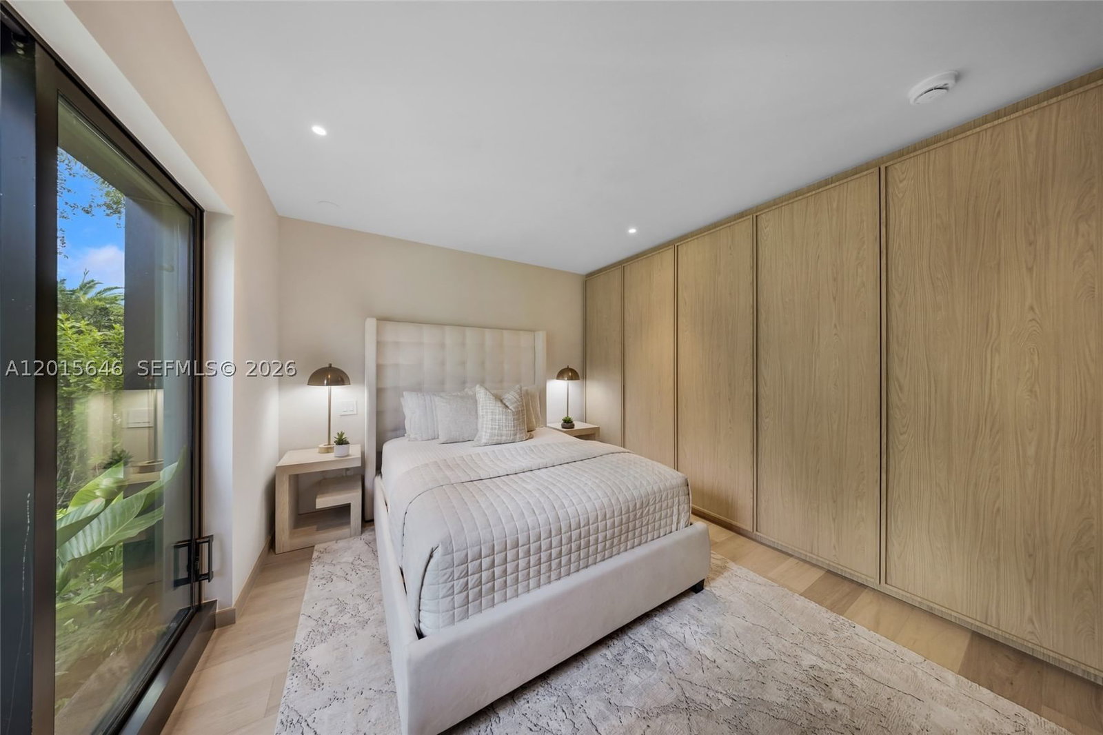 Real estate property located at 72 Shore Dr W, Miami-dade, Bay Heights 1st Addn, Miami, FL