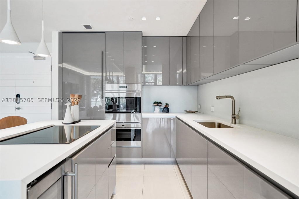 Real estate property located at 1201 20th St #204, Miami-dade, Sunset Harbor, Miami Beach, FL