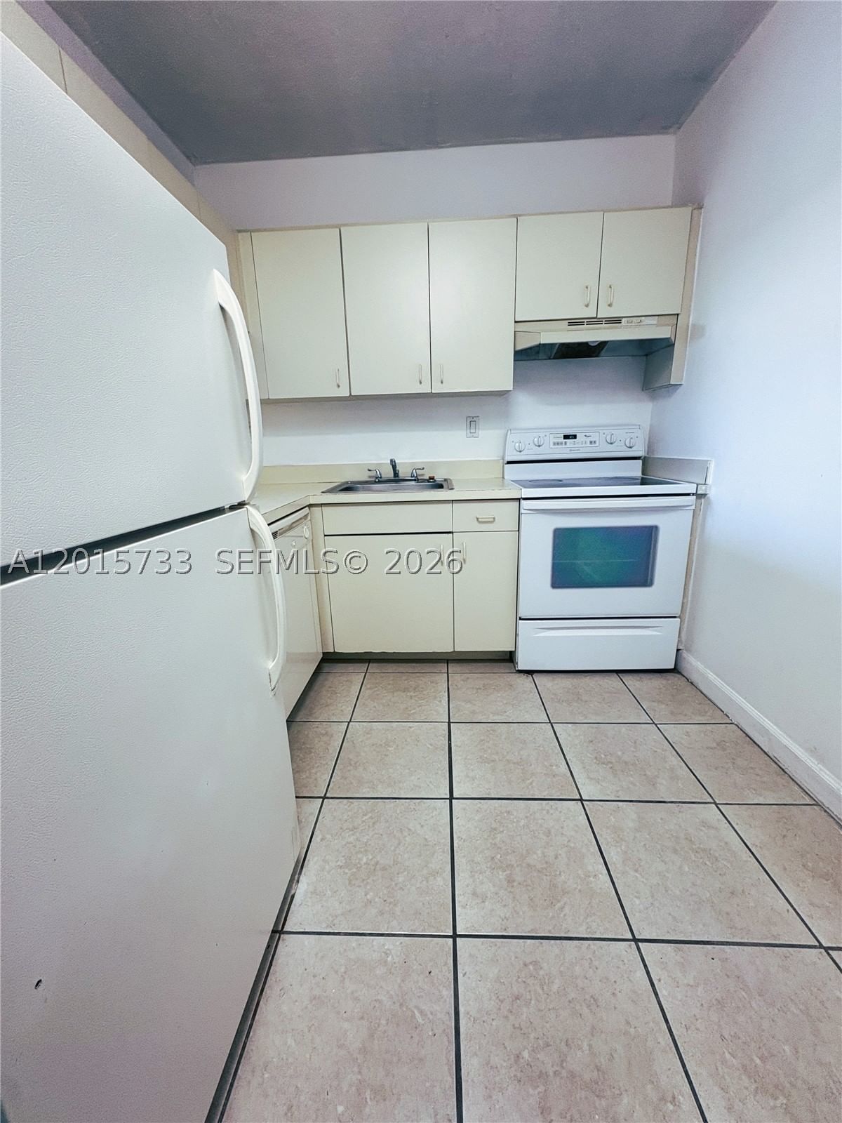 Real estate property located at 10900 104th St #315, Miami-dade, The Berkeley Condo, Miami, FL