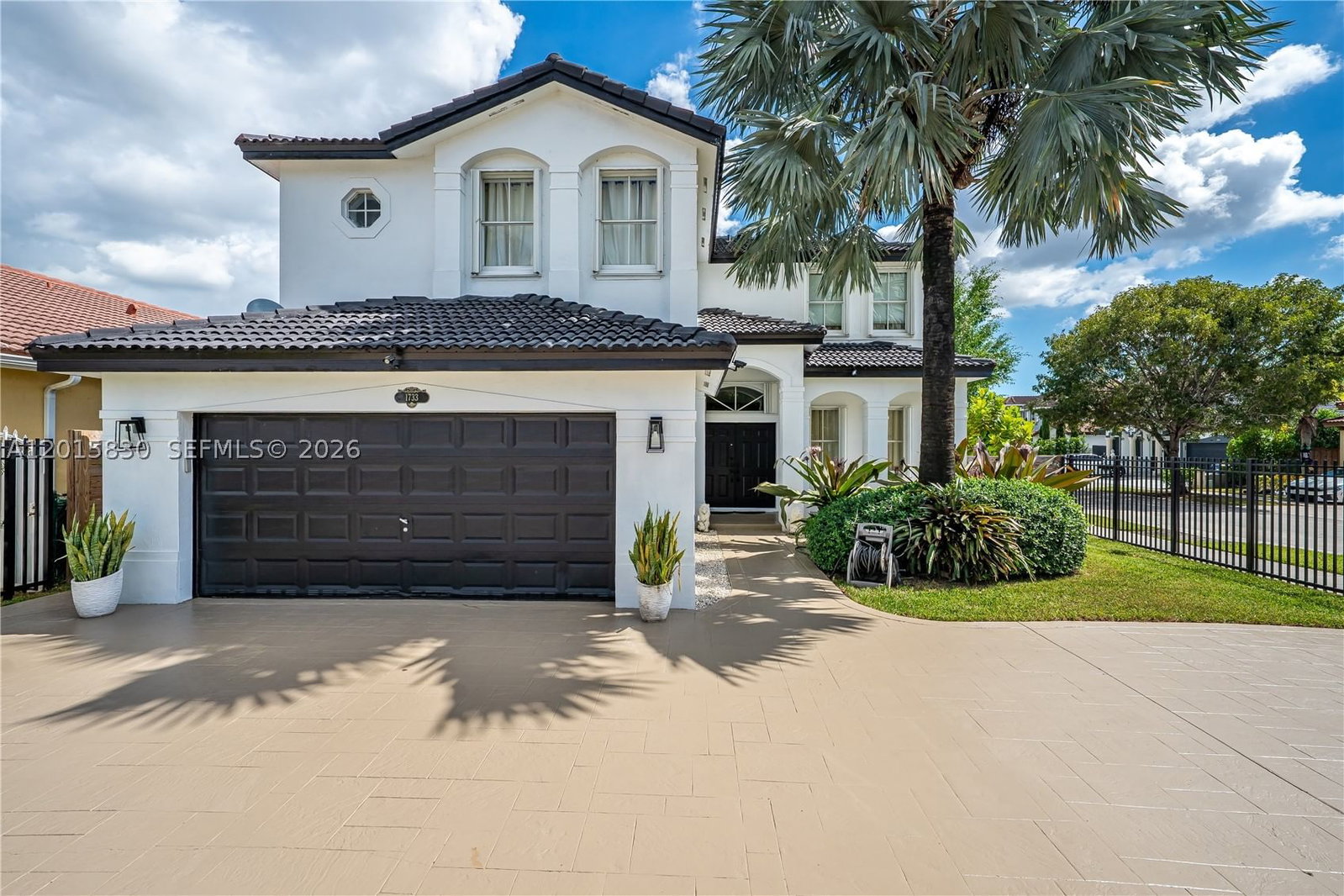 Real estate property located at 1733 151st Pl, Miami-dade, Grand Lakes Phase Iii, Miami, FL