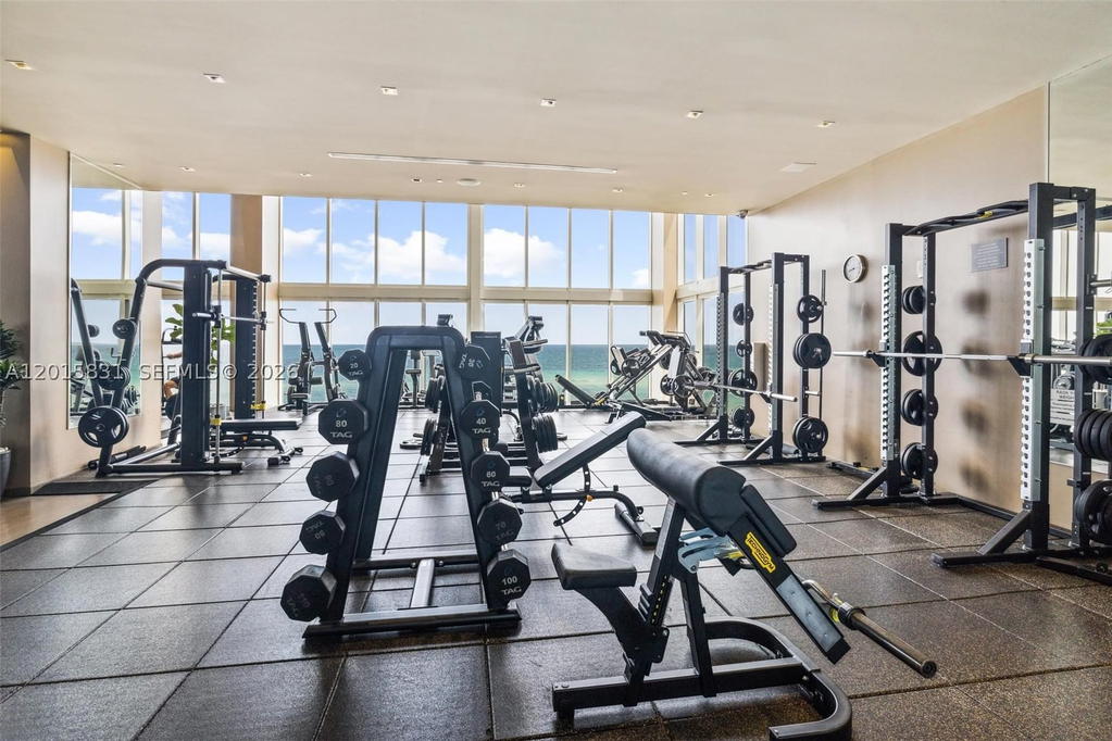 Real estate property located at 1830 Ocean Dr #3711, Broward, Beach Club Ii, Hallandale Beach, FL