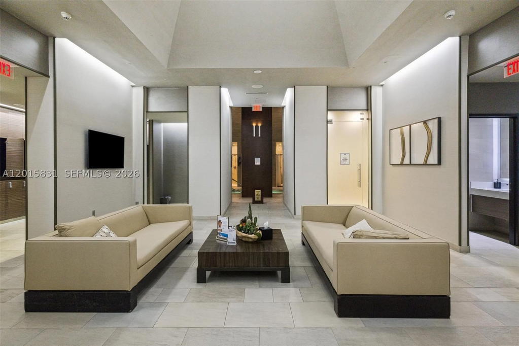 Real estate property located at 1830 Ocean Dr #3711, Broward, Beach Club Ii, Hallandale Beach, FL