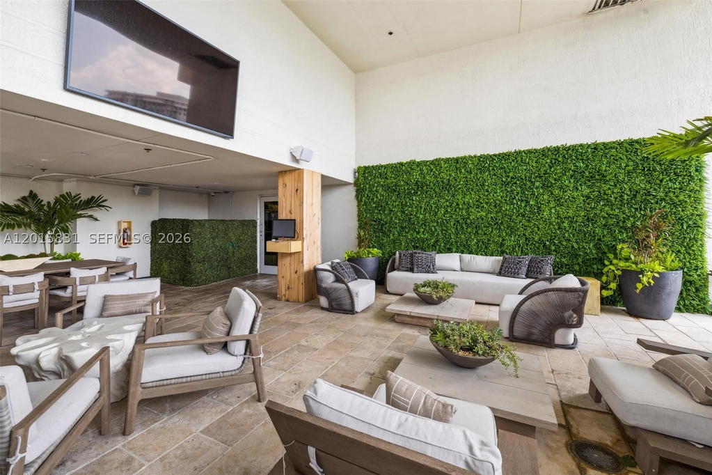 Real estate property located at 1830 Ocean Dr #3711, Broward, Beach Club Ii, Hallandale Beach, FL