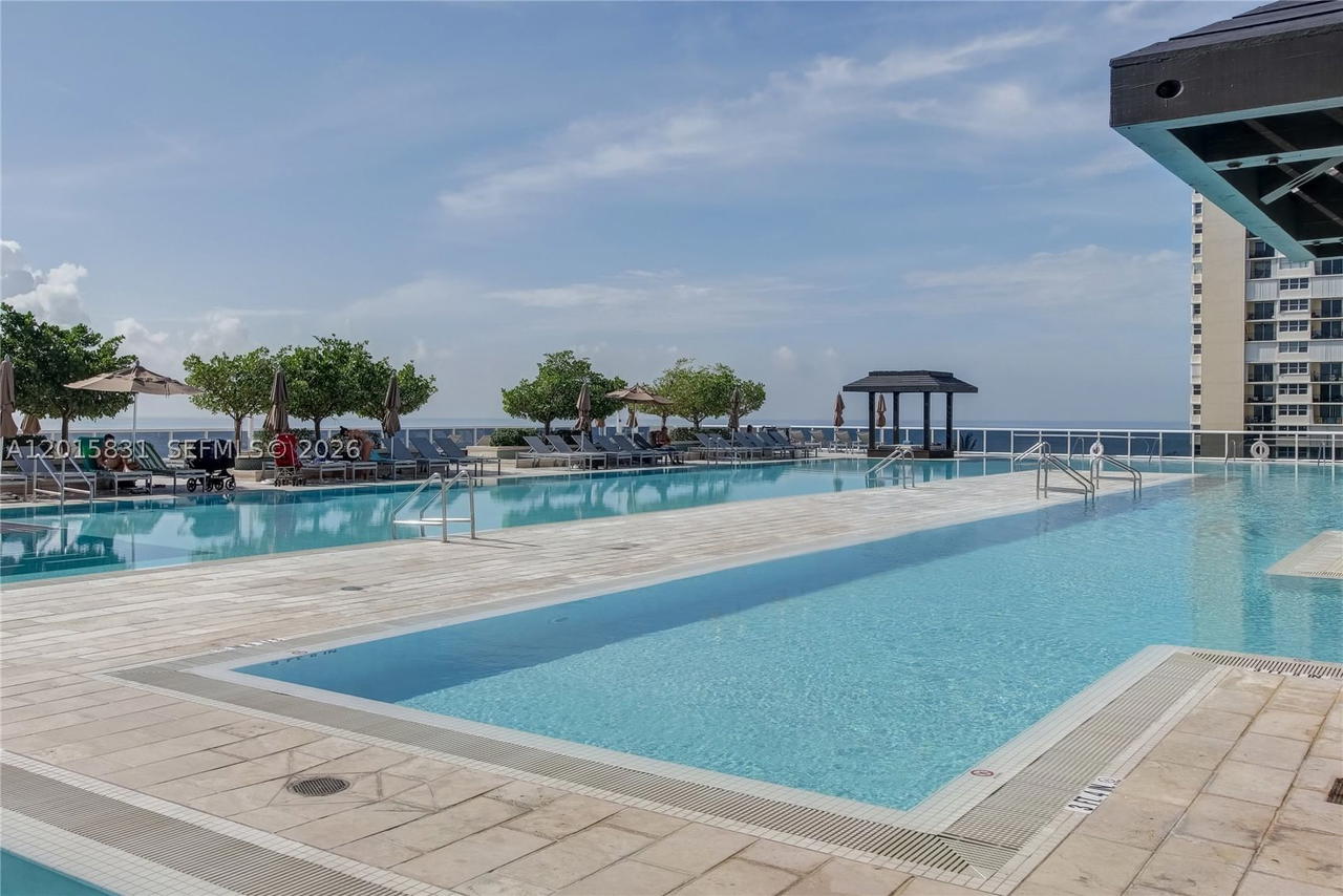 Real estate property located at 1830 Ocean Dr #3711, Broward, Beach Club Ii, Hallandale Beach, FL