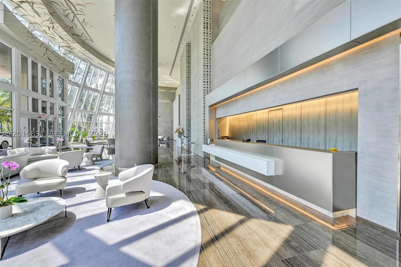 Real estate property located at 1830 Ocean Dr #3711, Broward, Beach Club Ii, Hallandale Beach, FL