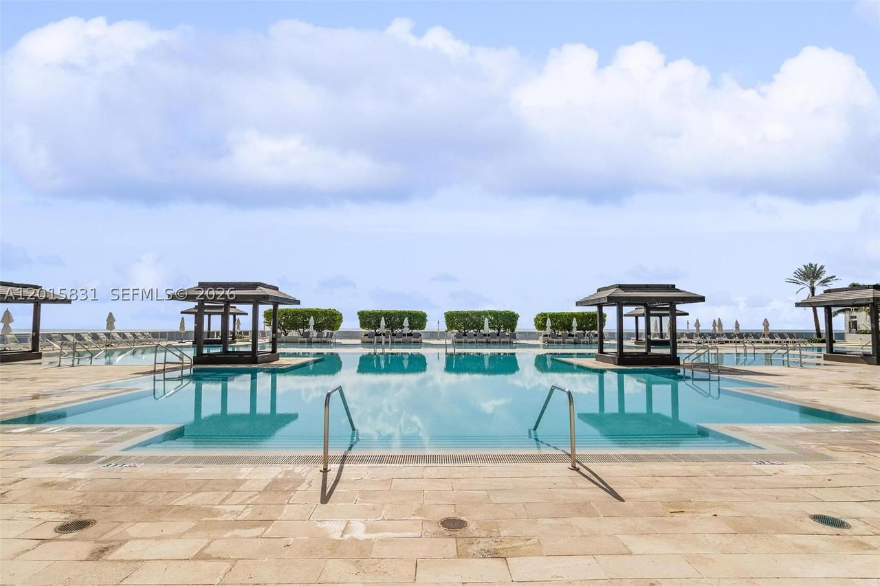 Real estate property located at 1830 Ocean Dr #3711, Broward, Beach Club Ii, Hallandale Beach, FL