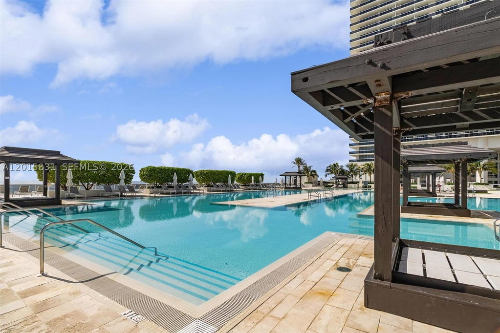 Real estate property located at 1830 Ocean Dr #3711, Broward, Beach Club Ii, Hallandale Beach, FL