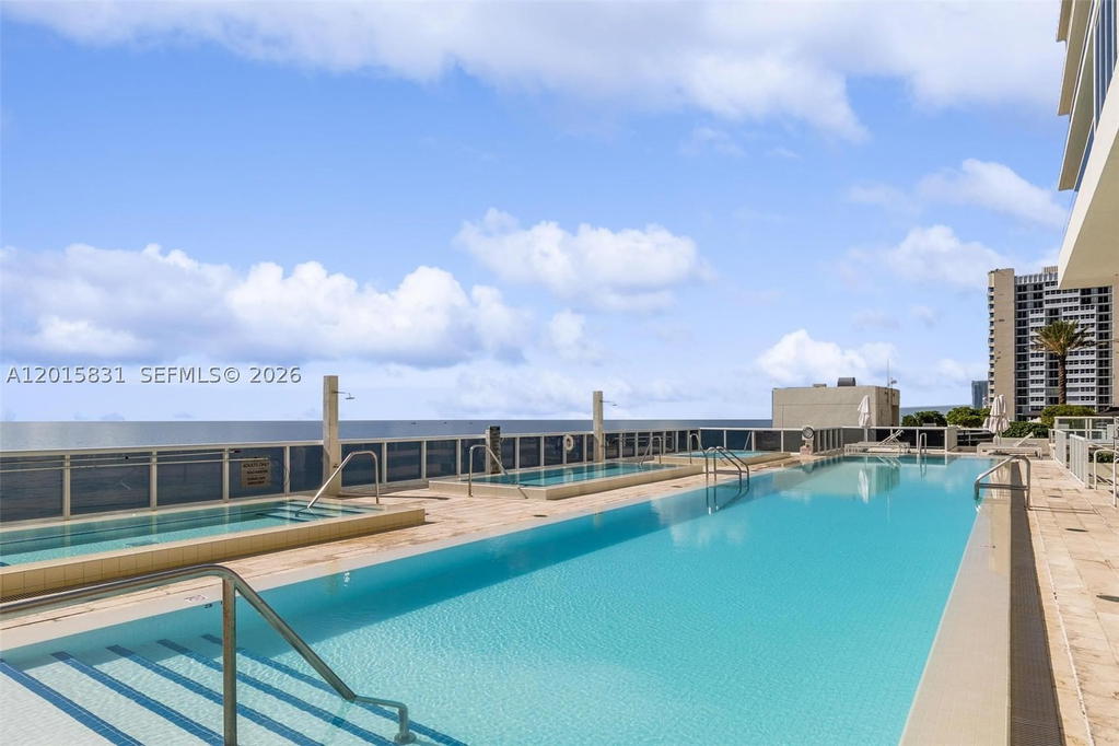Real estate property located at 1830 Ocean Dr #3711, Broward, Beach Club Ii, Hallandale Beach, FL