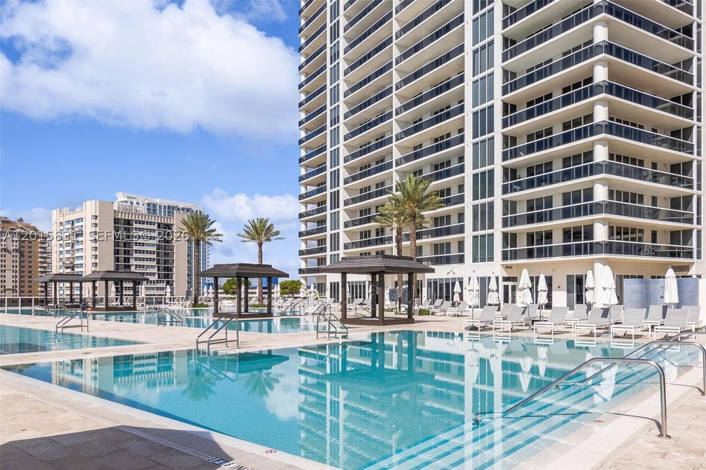 Real estate property located at 1830 Ocean Dr #3711, Broward, Beach Club Ii, Hallandale Beach, FL