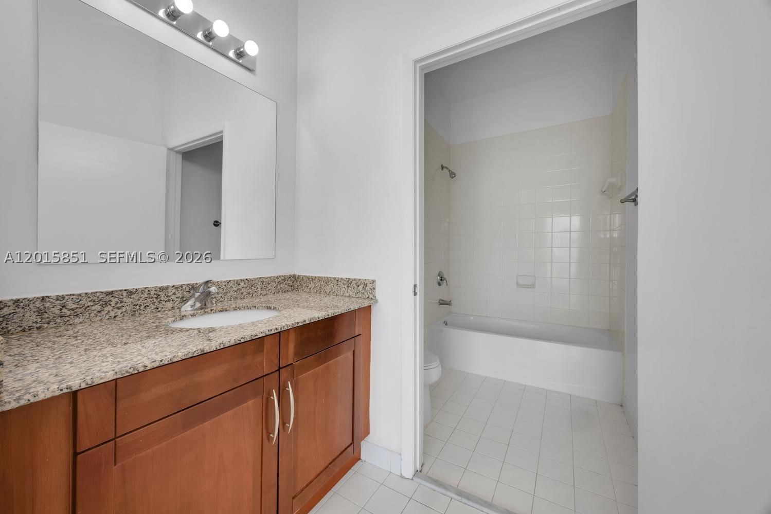 Real estate property located at 7275 90th St C719, Miami-dade, Downtown Dadeland Condo N, Miami, FL