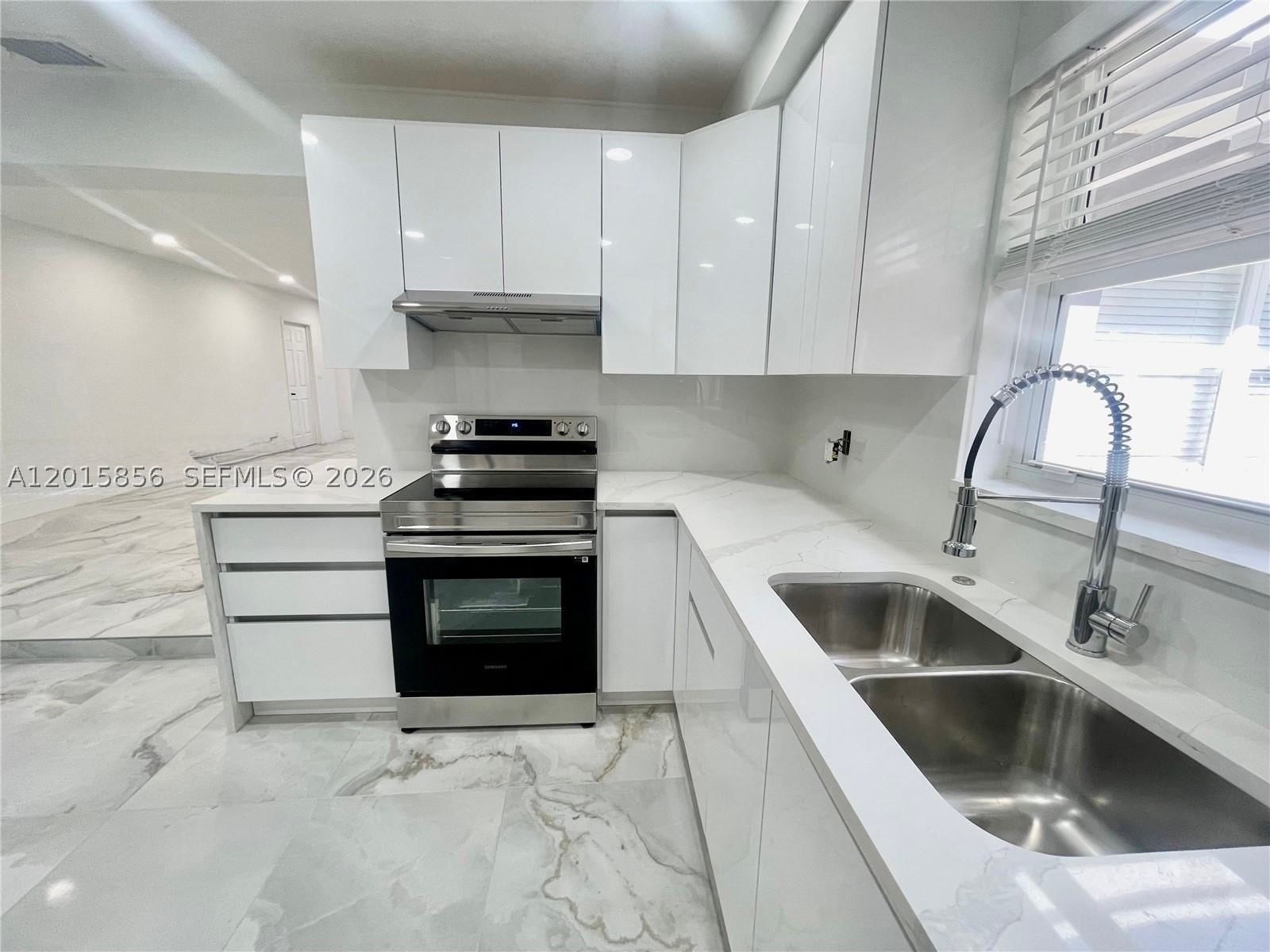 Real estate property located at 1649 8th Ave, Broward, Middle River Terrace Amd, Fort Lauderdale, FL