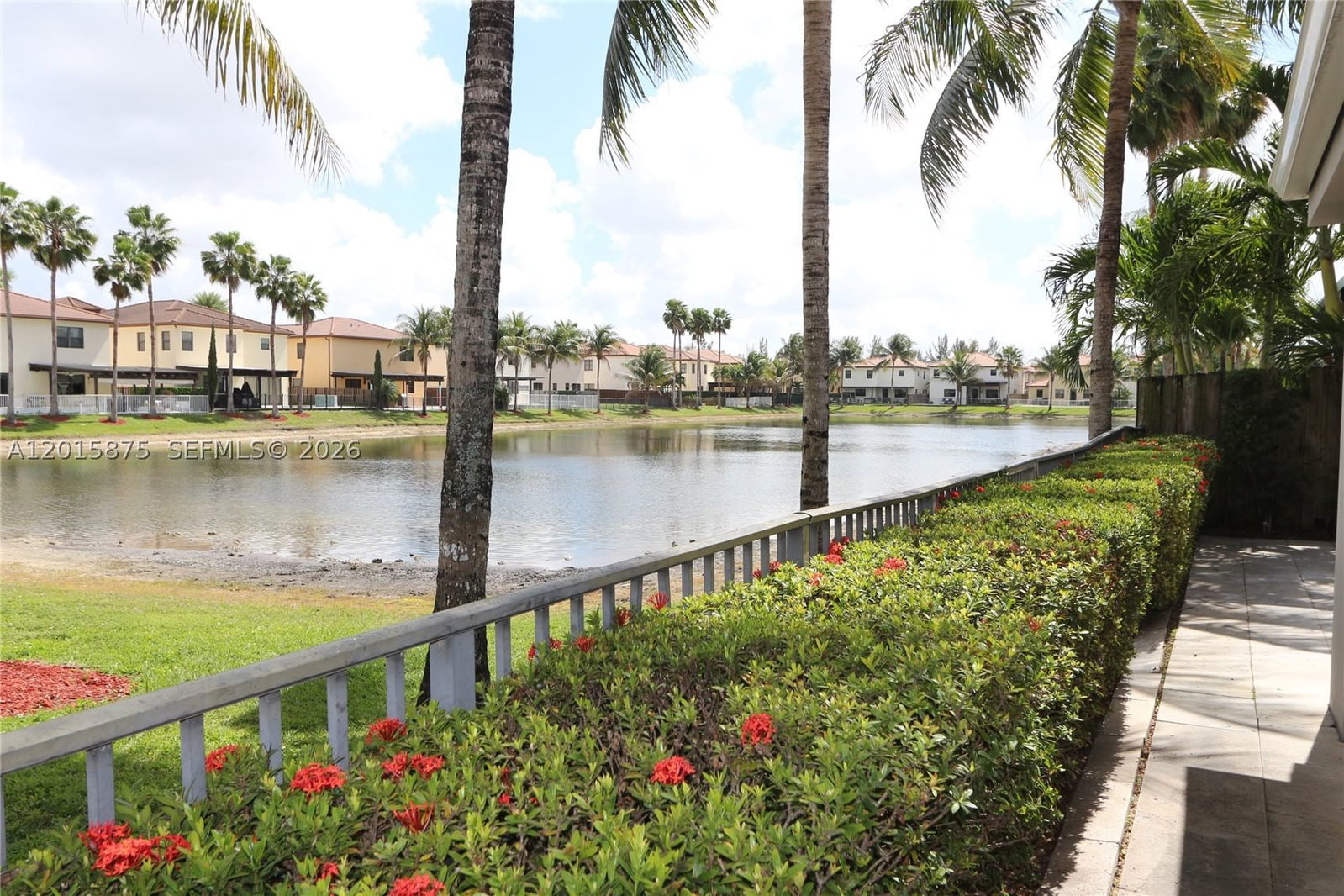 Real estate property located at 8925 99th Ave, Miami-dade, Grand Bay, Doral, FL