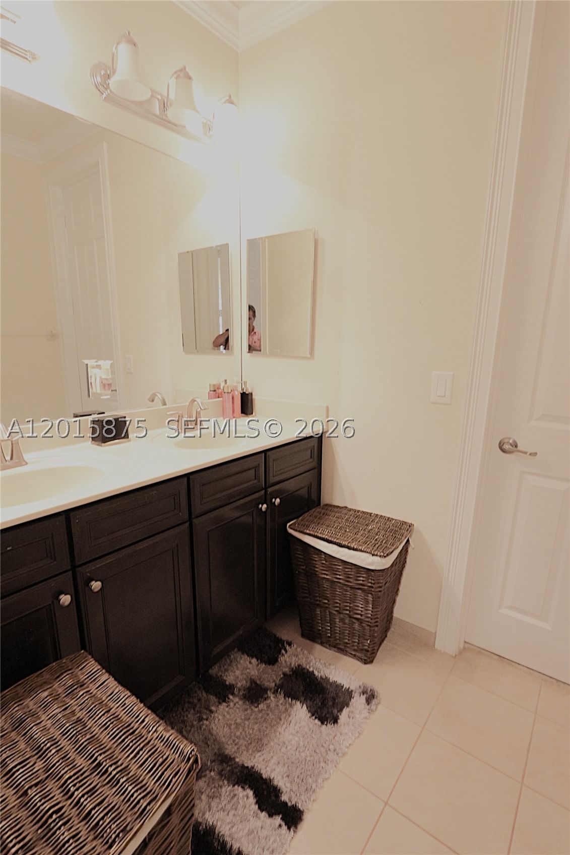 Real estate property located at 8925 99th Ave, Miami-dade, Grand Bay, Doral, FL