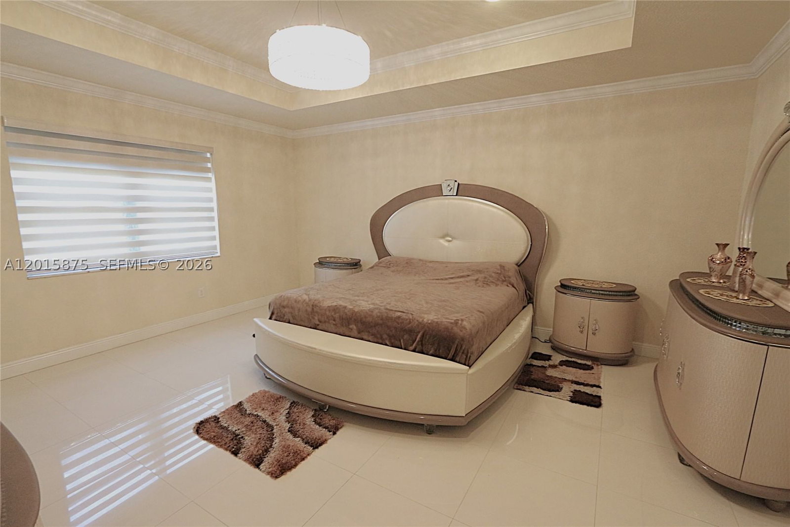 Real estate property located at 8925 99th Ave, Miami-dade, Grand Bay, Doral, FL