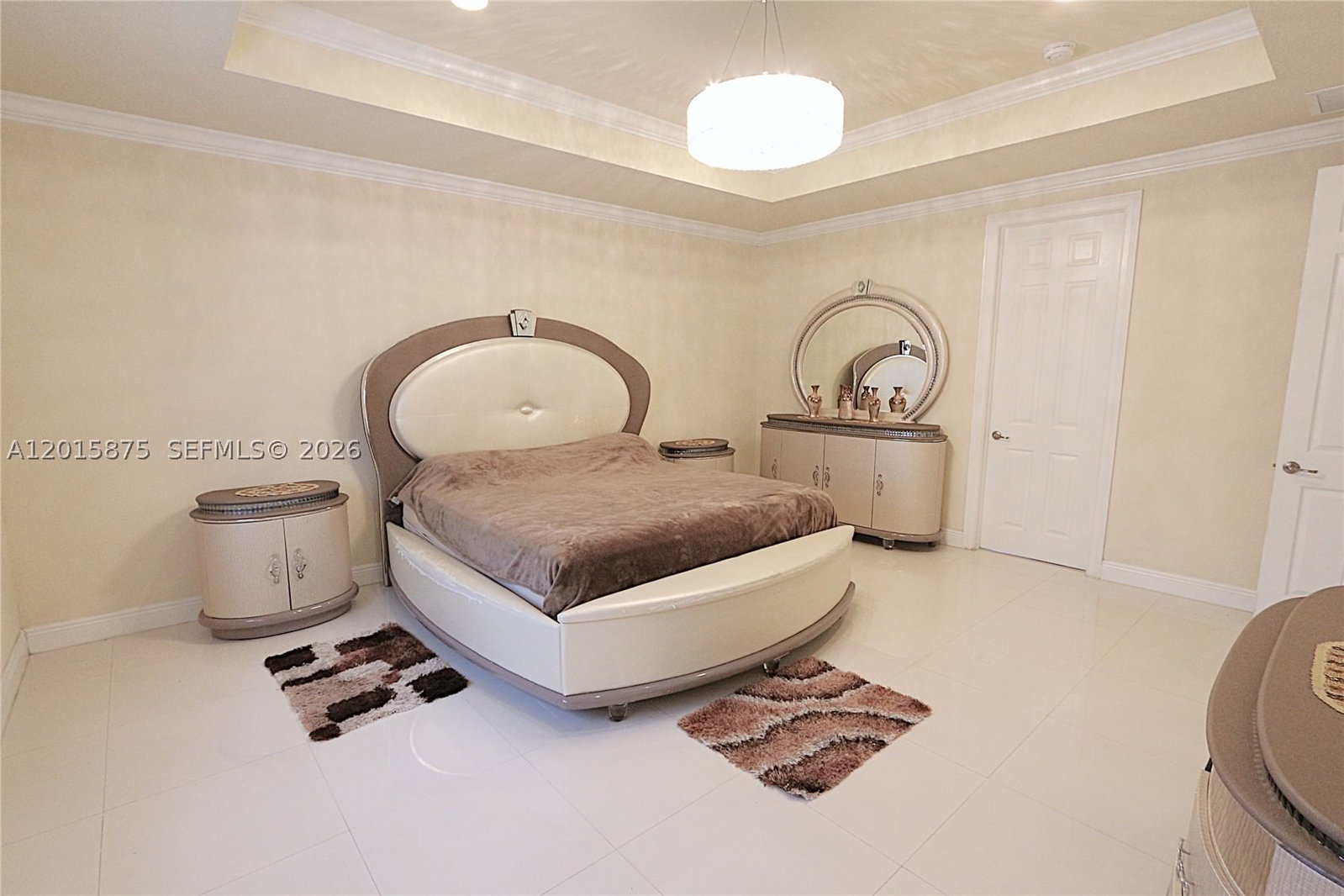 Real estate property located at 8925 99th Ave, Miami-dade, Grand Bay, Doral, FL
