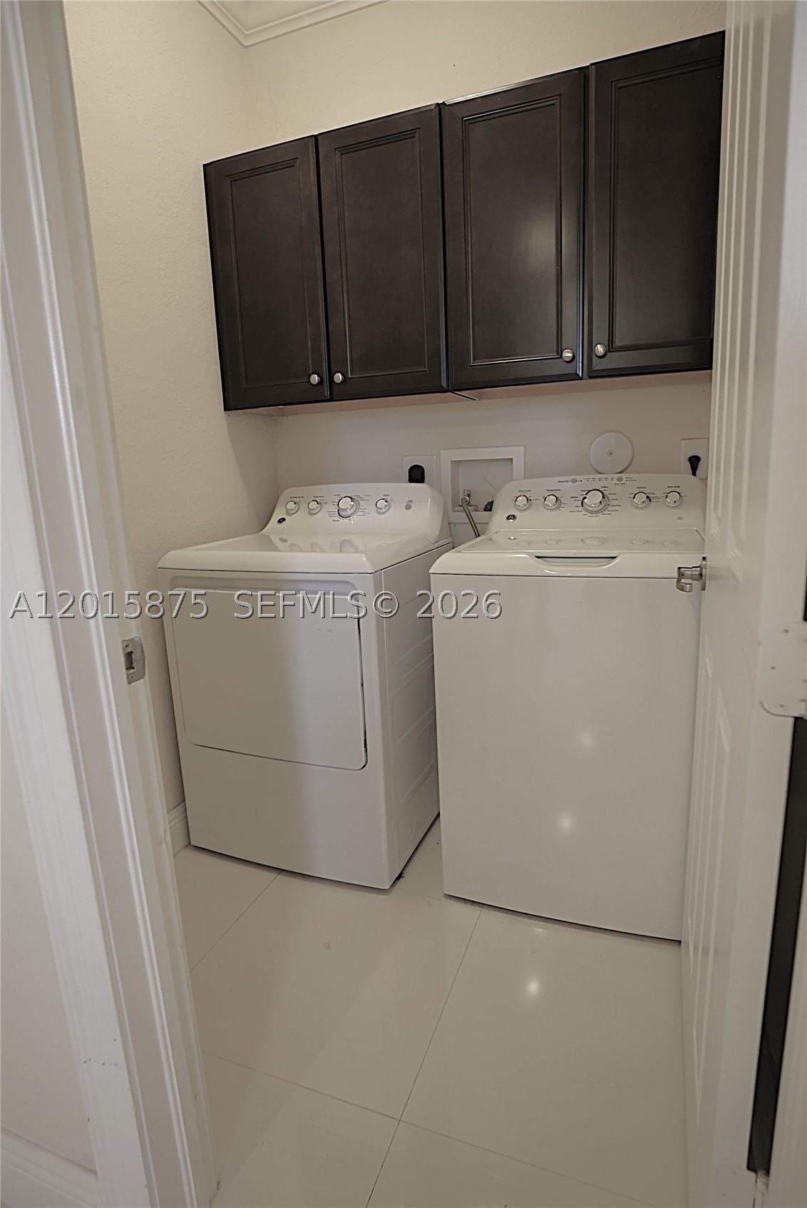 Real estate property located at 8925 99th Ave, Miami-dade, Grand Bay, Doral, FL