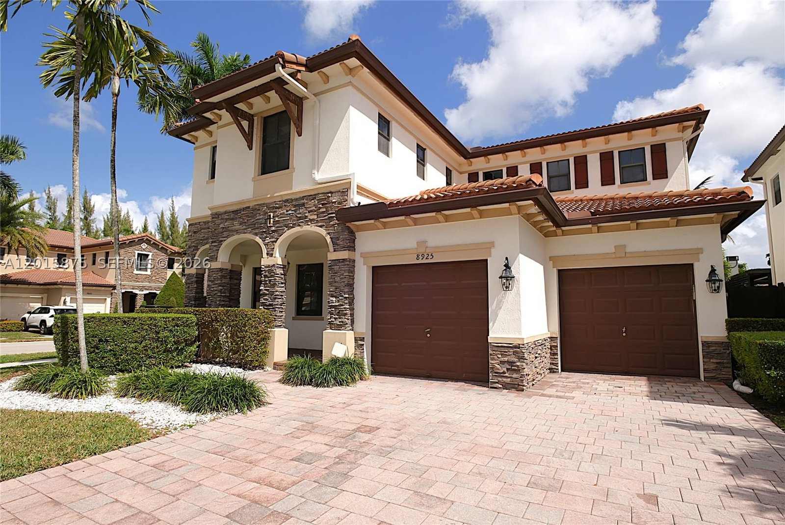 Real estate property located at 8925 99th Ave, Miami-dade, Grand Bay, Doral, FL