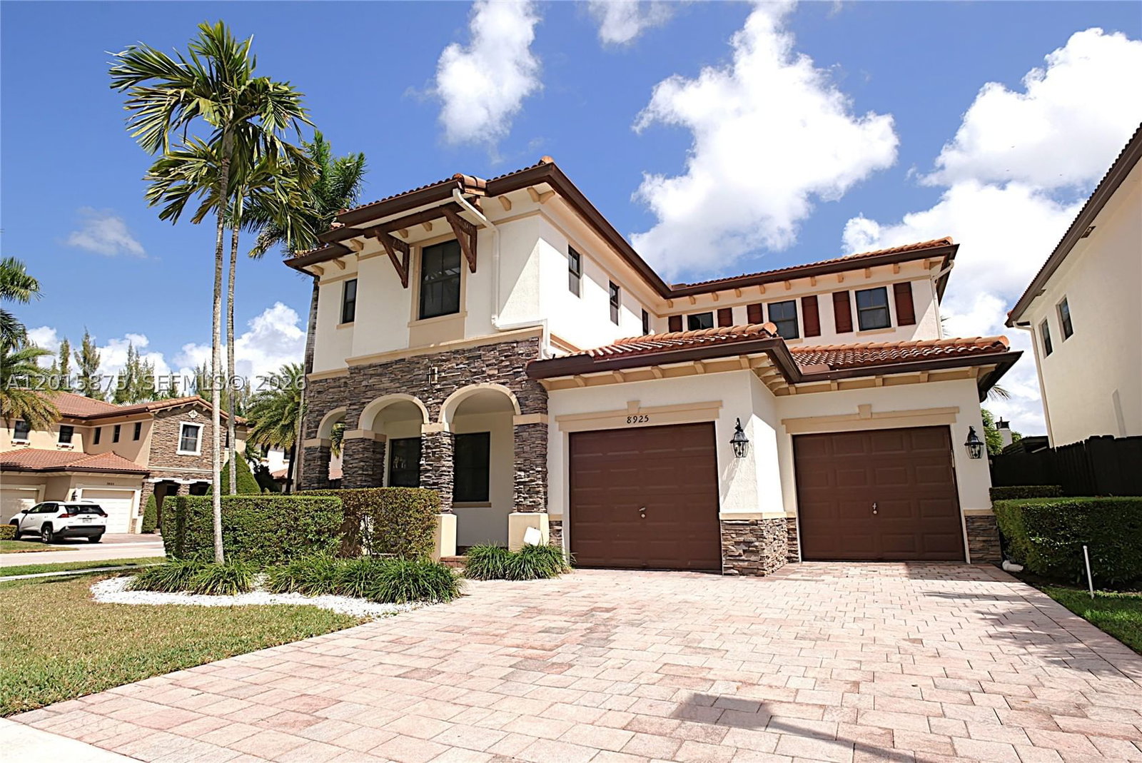 Real estate property located at 8925 99th Ave, Miami-dade, Grand Bay, Doral, FL