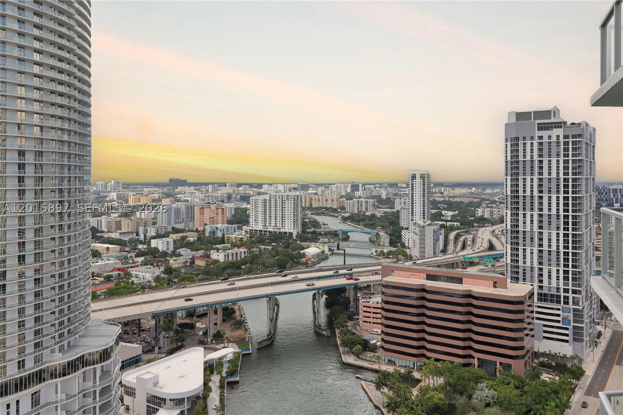 Real estate property located at 185 7th St #2900, Miami-dade, Latitude On The River Con, Miami, FL