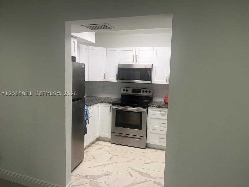 Real estate property located at 5952 25th Pl #234, Broward, Sunrise Towne Preferred 4, Sunrise, FL