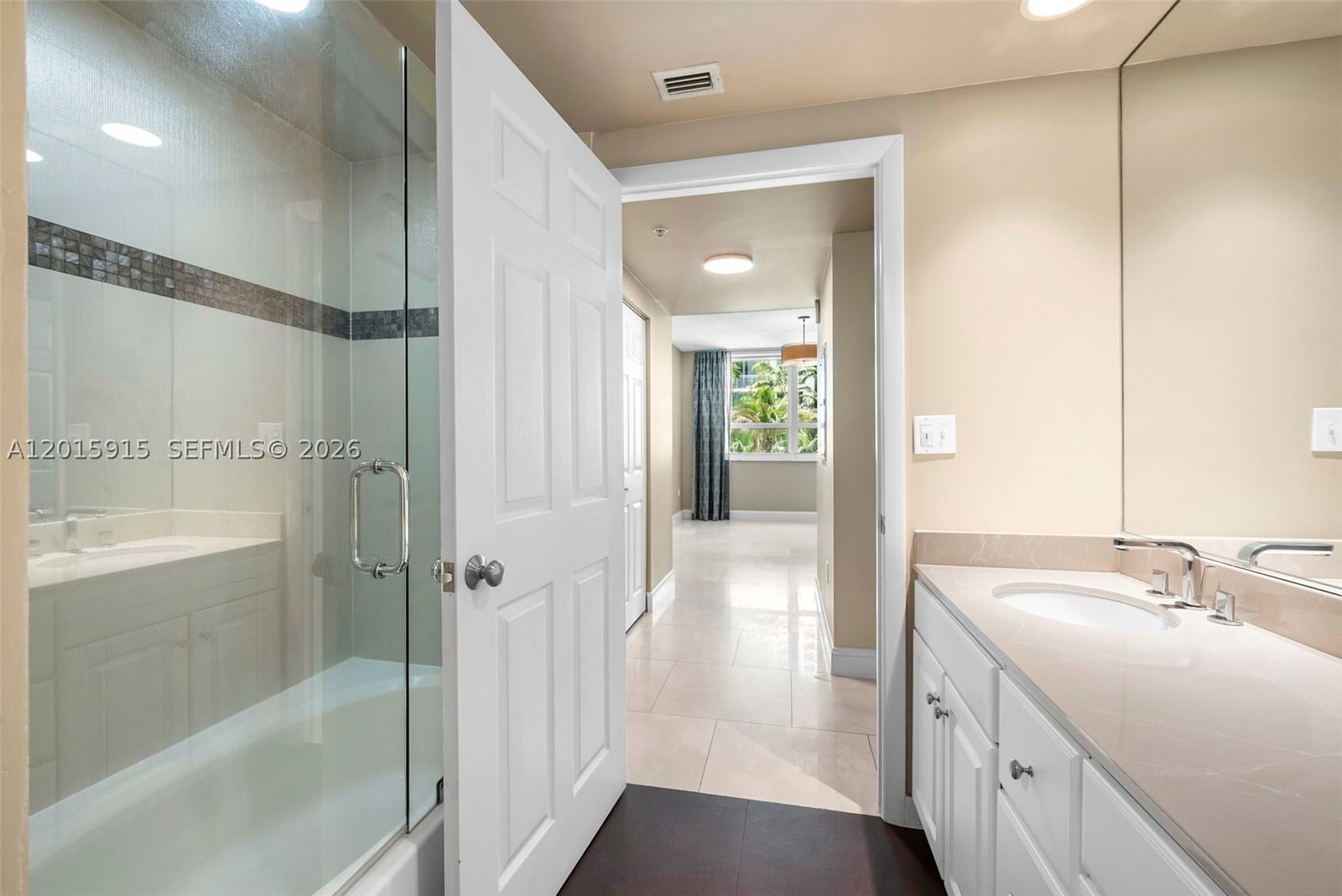 Real estate property located at 2000 Bayshore Dr #307, Miami-dade, Cite Condo, Miami, FL
