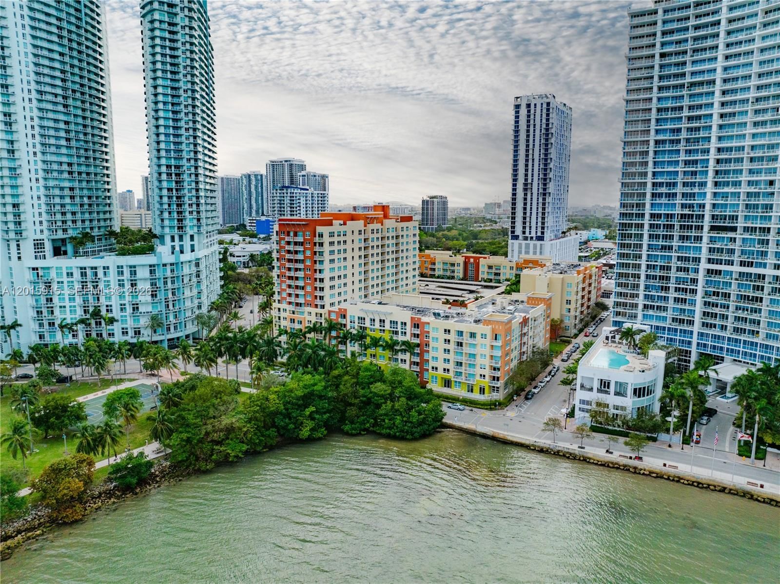 Real estate property located at 2000 Bayshore Dr #307, Miami-dade, Cite Condo, Miami, FL