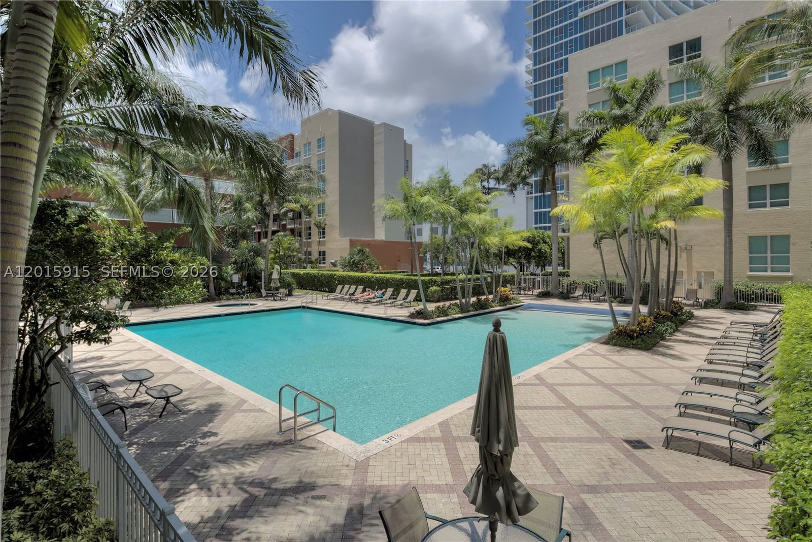 Real estate property located at 2000 Bayshore Dr #307, Miami-dade, Cite Condo, Miami, FL
