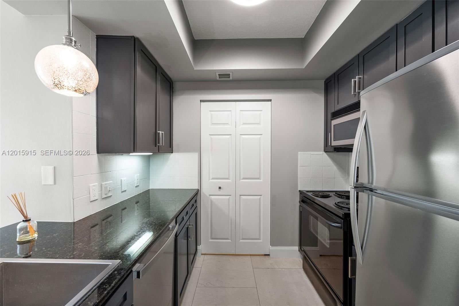 Real estate property located at 2000 Bayshore Dr #307, Miami-dade, Cite Condo, Miami, FL