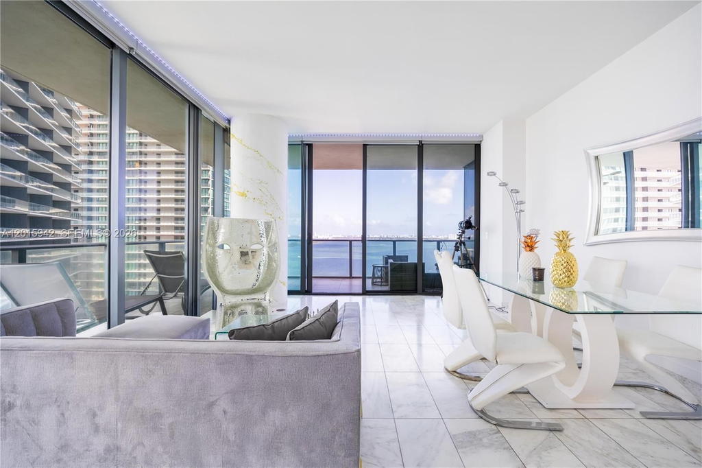 Real estate property located at 480 31st St #2407, Miami-dade, Gran Paraiso Condo, Miami, FL