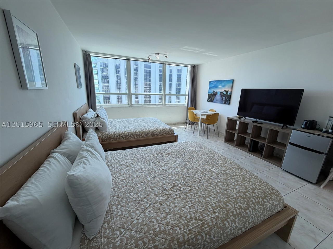 Real estate property located at 5445 Collins Ave #1606, Miami-dade, Castle Beach Club Condo, Miami Beach, FL