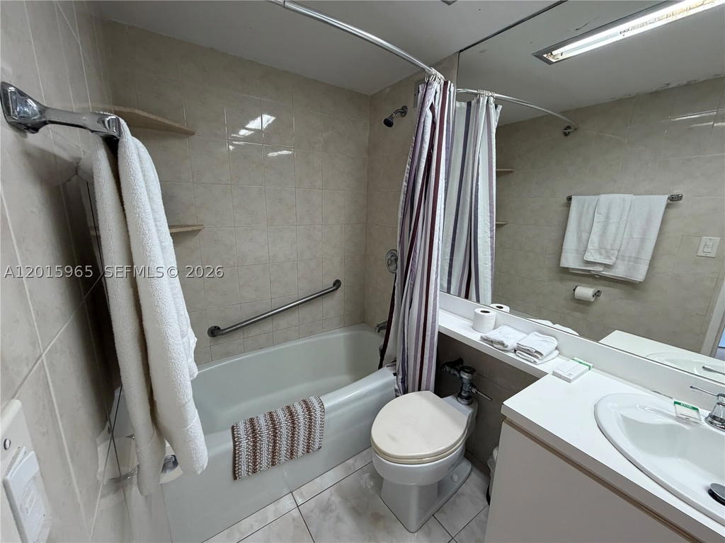 Real estate property located at 5445 Collins Ave #1606, Miami-dade, Castle Beach Club Condo, Miami Beach, FL