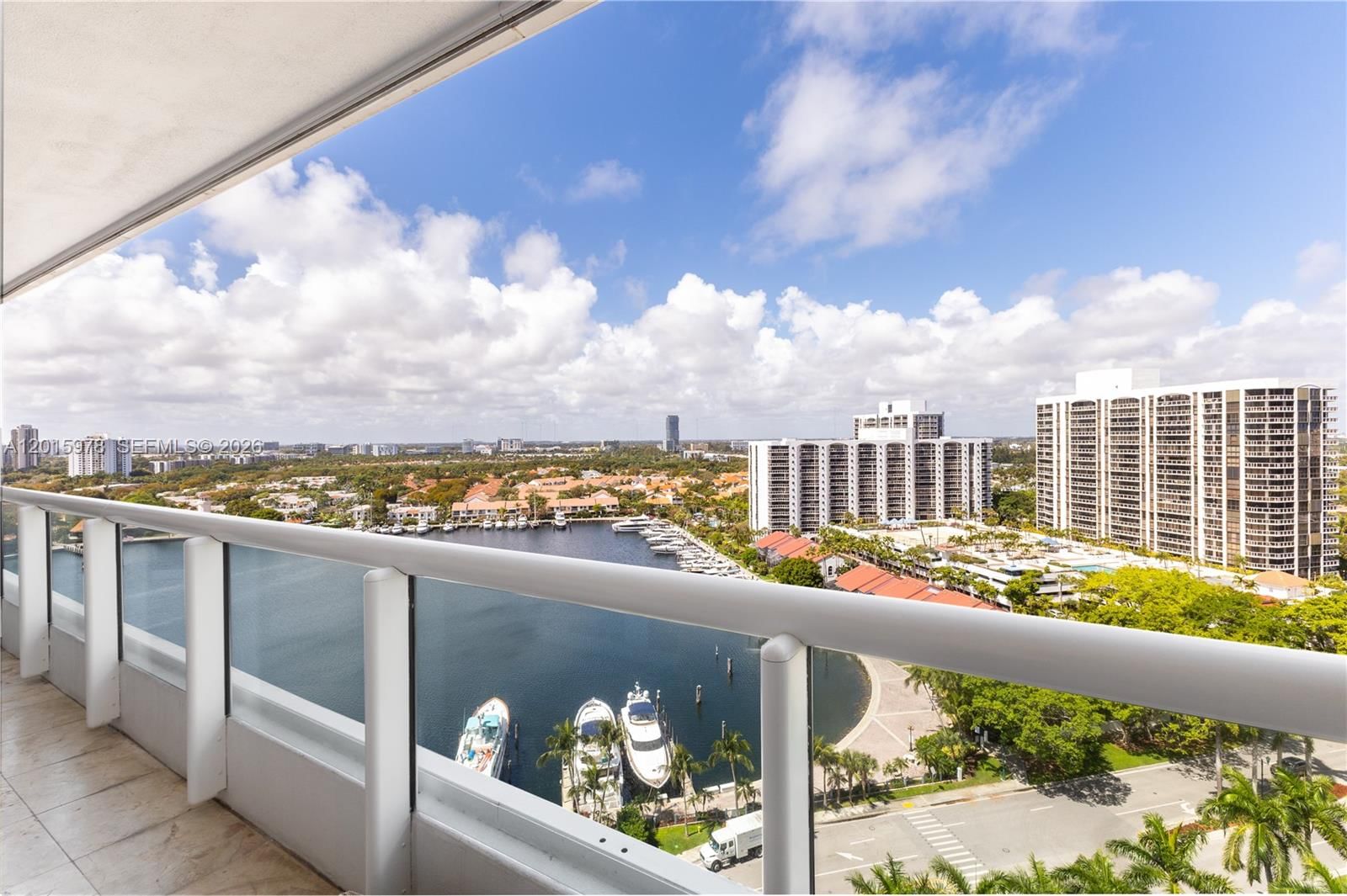 Real estate property located at 21055 Yacht Club Dr #1707, Miami-dade, South Tower At The Point, Aventura, FL