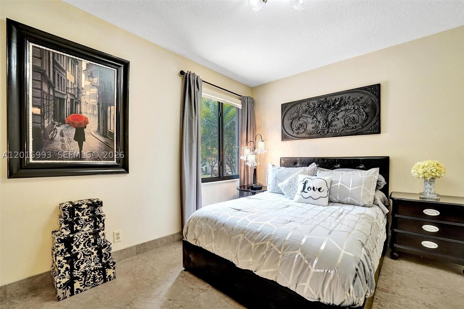 Real estate property located at 10403 Santiago St, Broward, Embassy Lakes, Cooper City, FL