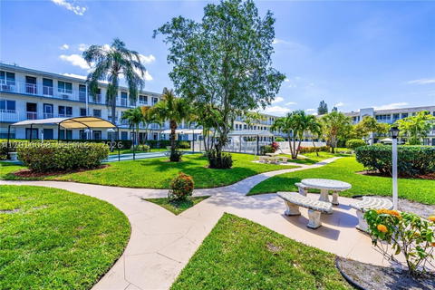 Real estate property located at 15610 6th Ave #32D, Miami-dade, Golden Towers No 2 Inc -, Miami, FL