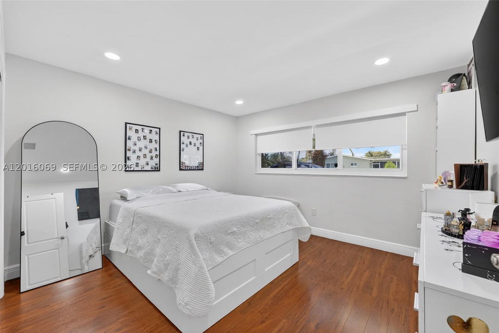 Real estate property located at 2620 89th Ave, Broward, Sunrise Golf Village Sec, Sunrise, FL